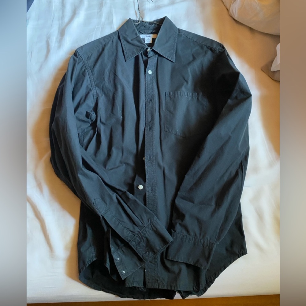 GAP Men's Black Casual Button Down Shirt